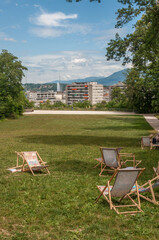 Quartier de Genève avec vue sur le jet d'eau