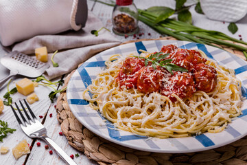 Spaghetti with meat balls