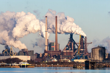 Industriegebied in IJmuiden, Industrial area at IJmuiden