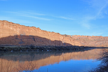 Fototapeta na wymiar Colorado River Valley, Utah in winter 