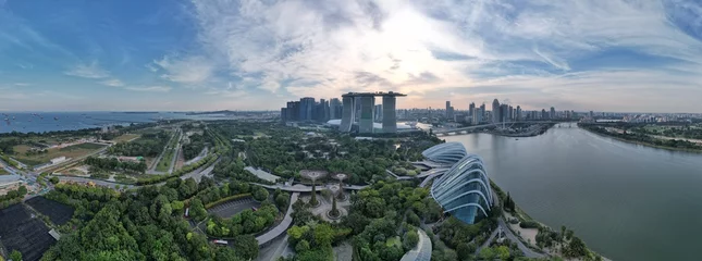 Gordijnen Marina Bay, Singapore - July 13, 2022: The Landmark Buildings and Tourist Attractions of Singapore © Julius