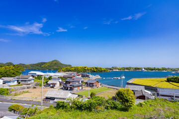 Fototapeta na wymiar 水ノ浦教会から見た集落の風景