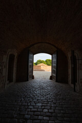 Obraz premium old stone arch