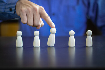 Successful team leaders, managers, CEOs, market leaders, and other business leadership ideas....
