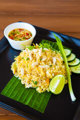 Thai fried rice with crab meat (Khao pad poo)