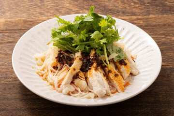 激辛よだれ鶏そうめん