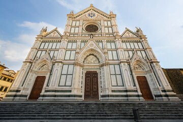 Fototapeta na wymiar The Basilica di Santa Croce (Basilica of the Holy Cross) - famous Franciscan church on Florence, Italy