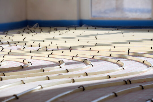 Installation Fu&szlig;bodenheizung, Innenausbau Effizienzhaus