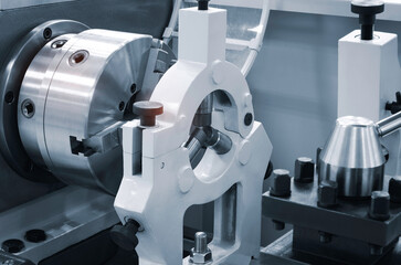 industrial metalworking cutting process by milling cutter