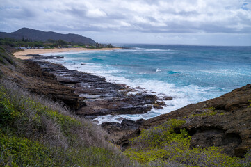 Fototapeta na wymiar Coastline and Mountain View From Hawaii.