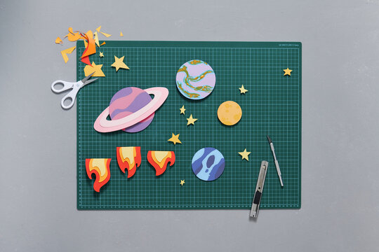 set of planets and space making by paper