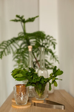 Herb aromatics to make cocktails