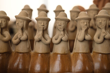 traditional ceramic of woman gossiping