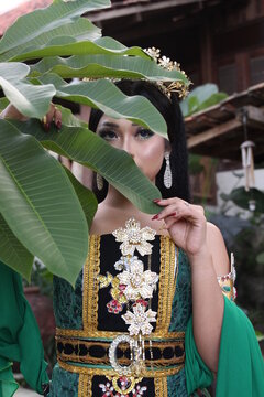 Traditional Dance Beauty village