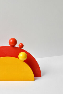 Balls on hemispheres