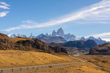 Fototapeta na wymiar Winding road leading towards the town of El Chalten, famous for the Fitz Roy mountain in the Patagonia region of Argentina.