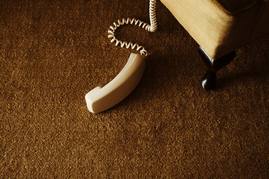 The old telephone