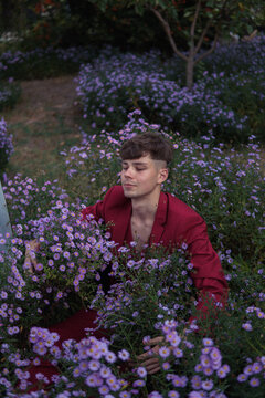 Man In the flowers , model type 