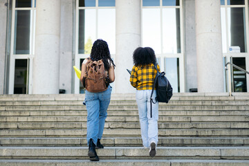 Students arriving at the university