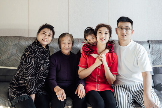 Portrait of multi generation family