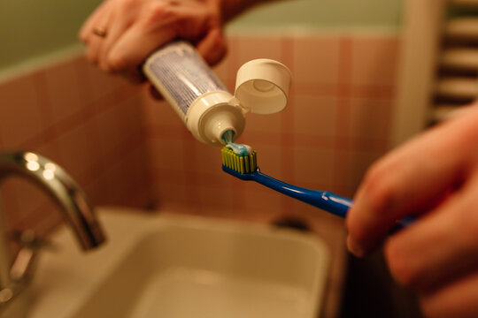 Man brushing teeth