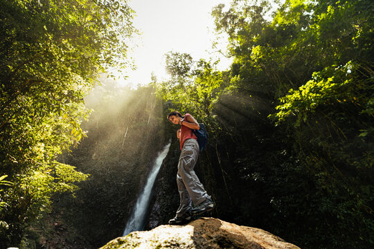 Traveller woman exploring nature