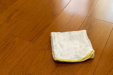 床の上に置かれた雑巾