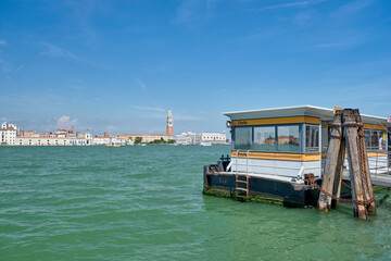 Wenecja, zabytki, podróż, laguna, gondola, Europa, Italia, Widok na Wenecję od strony wyspy...