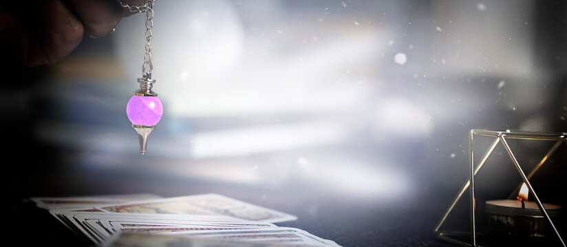 Concept of psychic advisor or ways of divination with cards.
