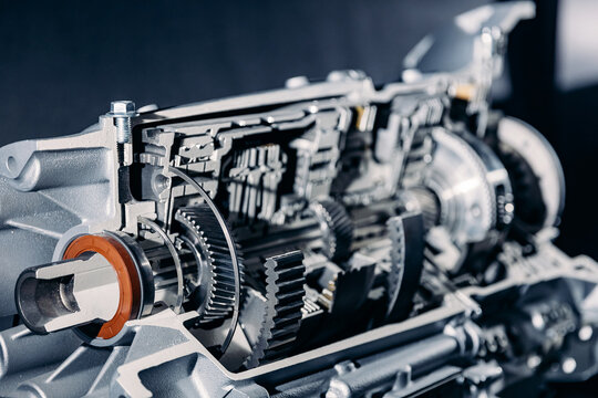 Cut-away industrial gearbox for car, cross section transmission auto gear reducers