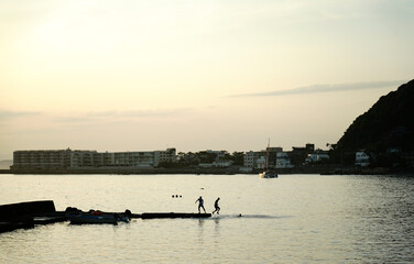 夕日、海、シルエット