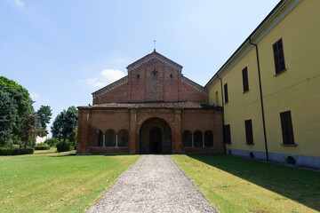 Fototapeta na wymiar Medieval church of Abbadia Cerreto, Lodi, Italy