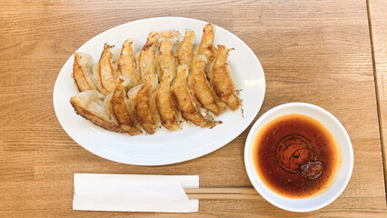 仙台の一口餃子と餃子のタレ