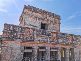 Fototapeta premium Ancient Tulum ruins Mayan site temple pyramids artifacts seascape Mexico.
