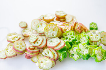 夏野菜　オクラのスライス