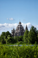 Obraz premium Kizhi churchyard, Kizhi. The architectural ensemble of the State Historical and Architectural Museum 