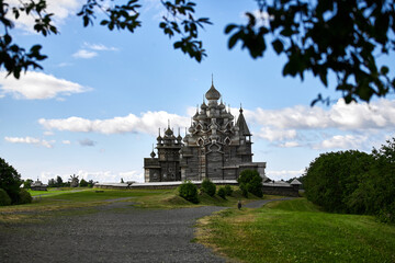 Kizhi churchyard, Kizhi. The architectural ensemble of the State Historical and Architectural Museum "Kizhi", located on the island of Kizhi in Lake Onega. UNESCO World Heritage Site in Russia.