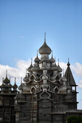 Fototapeta premium Kizhi churchyard, Kizhi. The architectural ensemble of the State Historical and Architectural Museum 