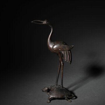 Closeup Shot Of An Ancient Chinese Bronze Bird Statue