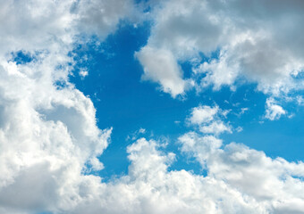 Obraz na płótnie Canvas Summer sky. Beautiful blue sky with white clouds. Summer background.