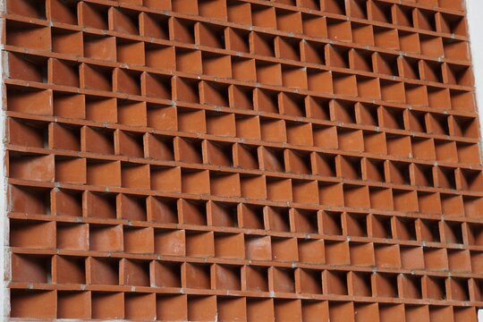 Terracotta Ziegel zur Bel&uuml;ftung und K&uuml;hlung
