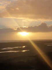 Fototapeta na wymiar sunset over the sea of Spiekeroog 