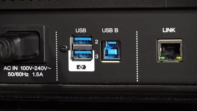 Disconnecting USB B cable froma a DJ mixer