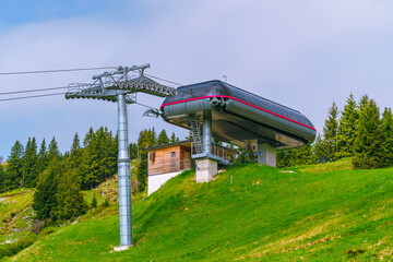 Modern ropeway station on Brauneck, a mountain in Germany, Bavaria © Schemken