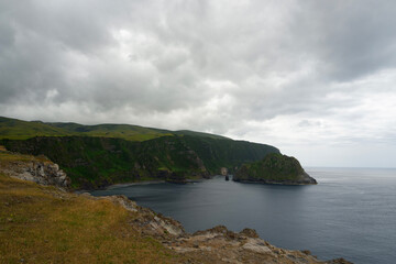 Fototapeta na wymiar cliffs ocean