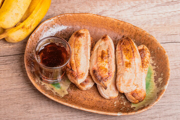 Baked Banana with Honey