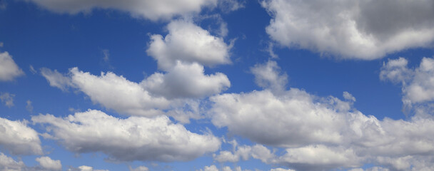 Fototapeta premium Blue sky with clouds