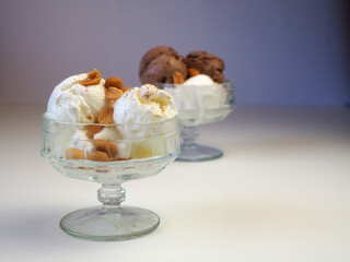 Creamy and chocolate ice cream in bowls