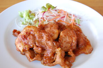 甘みそでマリネした道産豚肩ロースのソテー