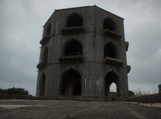 Salabat Khan Tomb